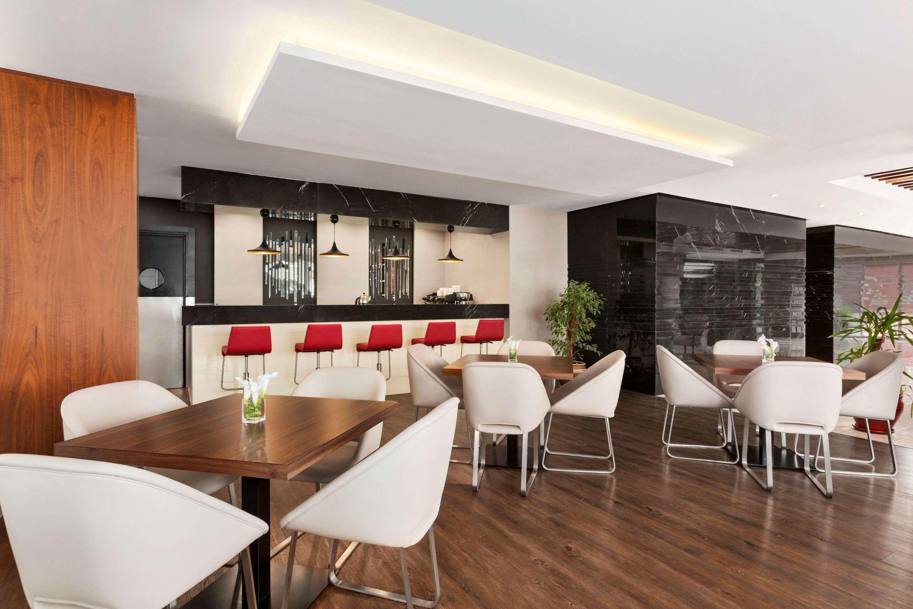 Ramada Encore Istanbul Kartal Zewnętrze zdjęcie