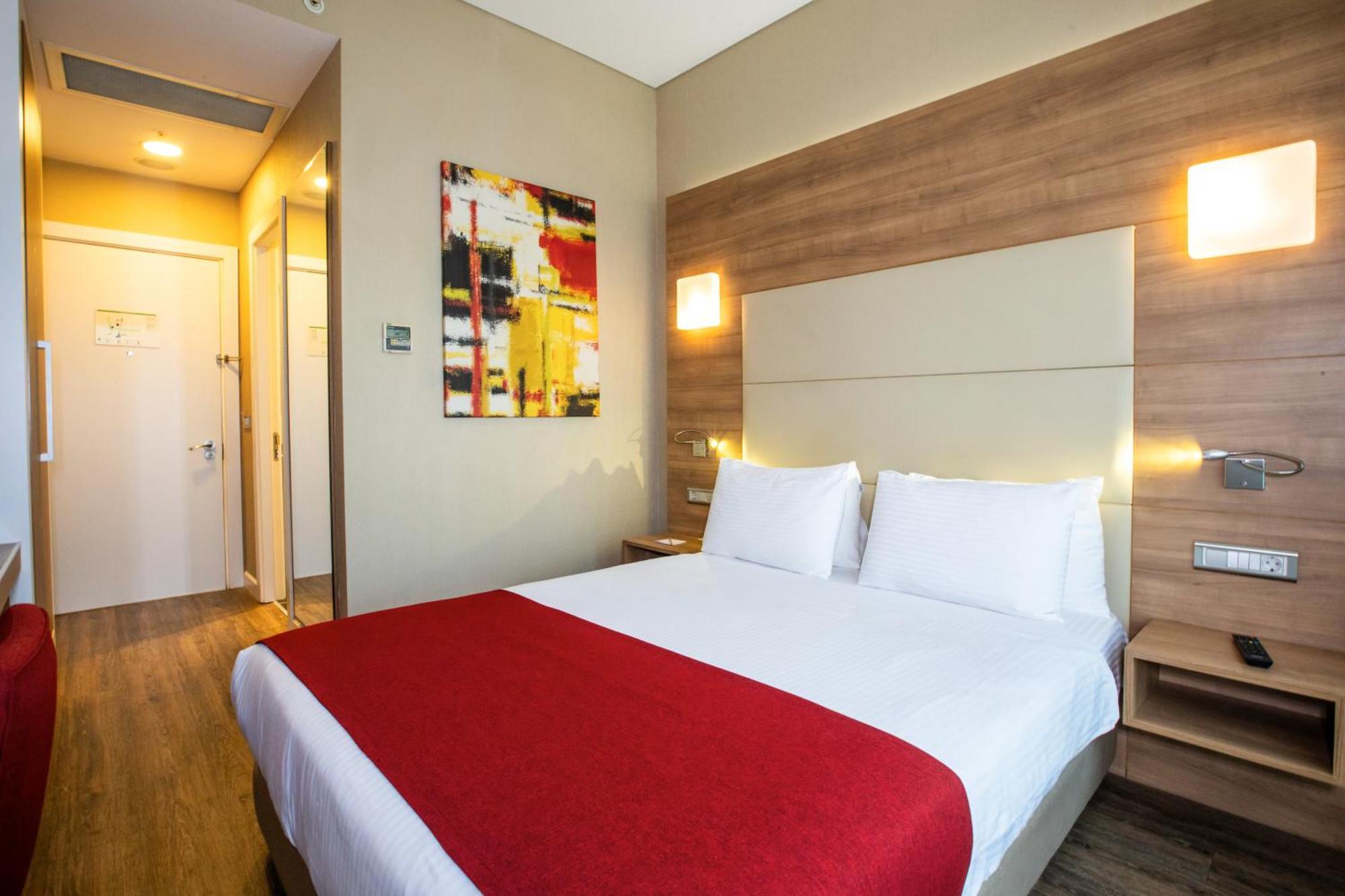 Ramada Encore Istanbul Kartal Zewnętrze zdjęcie