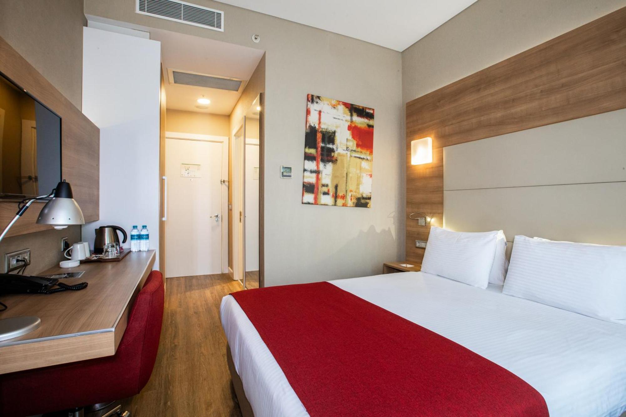 Ramada Encore Istanbul Kartal Zewnętrze zdjęcie
